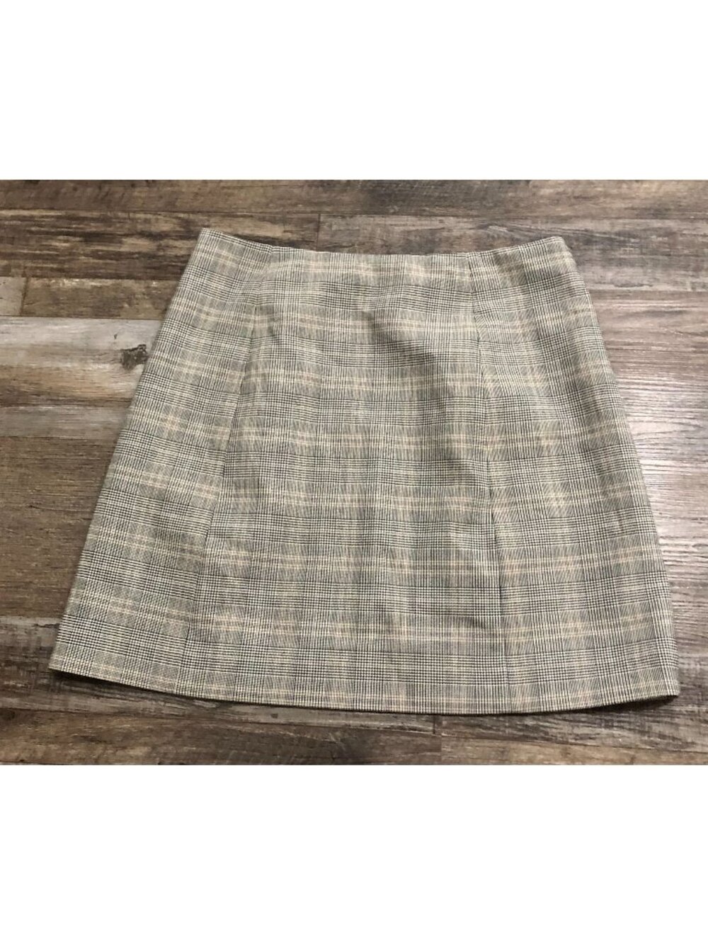 Aritzia Babaton Plaid Mini Skirt Size 12 Gray Black